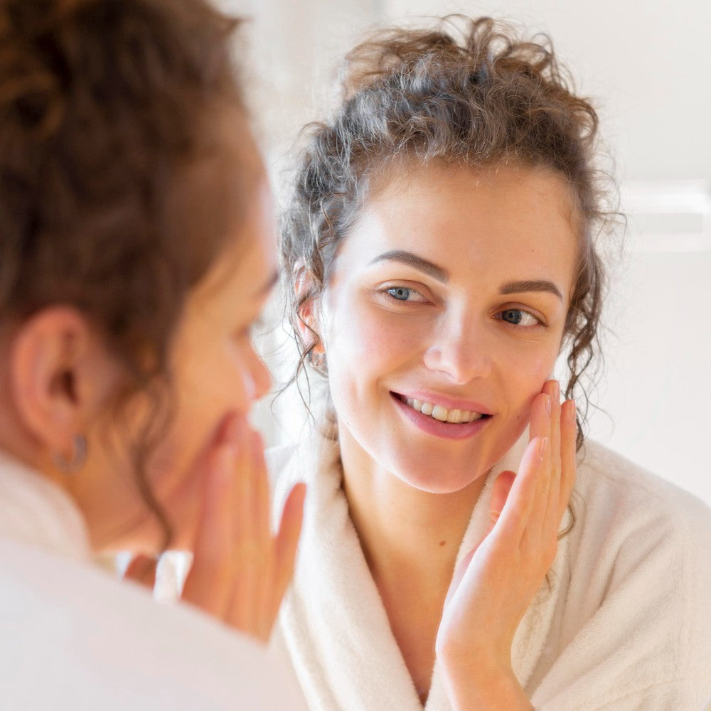 Effective Acne Spot Treatments: What Works, What Doesn't & What's Right for You